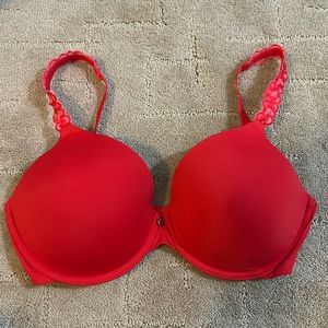 Natori Pure Lux Underwire T Shirt Bra 32DD red
